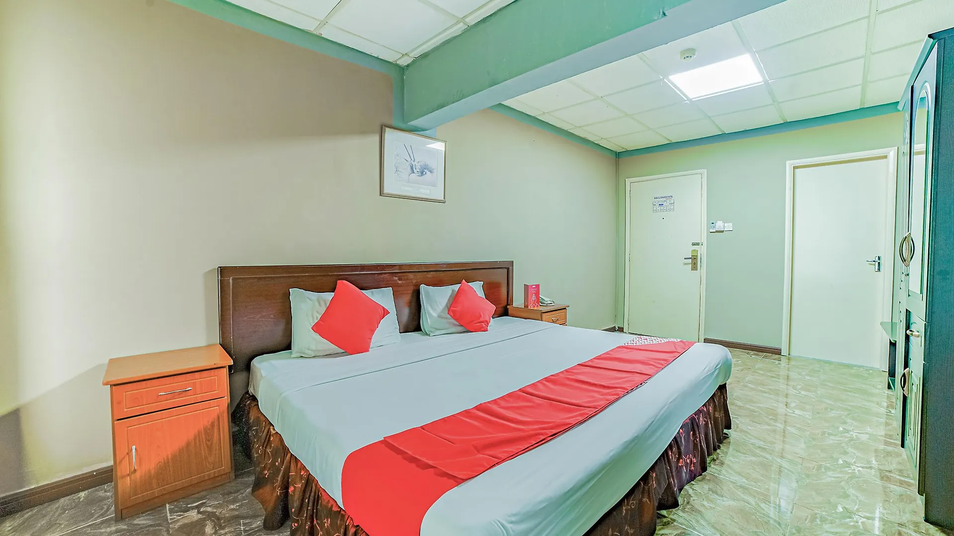 Dana Al Buhaira Beach Hotel Sharjah