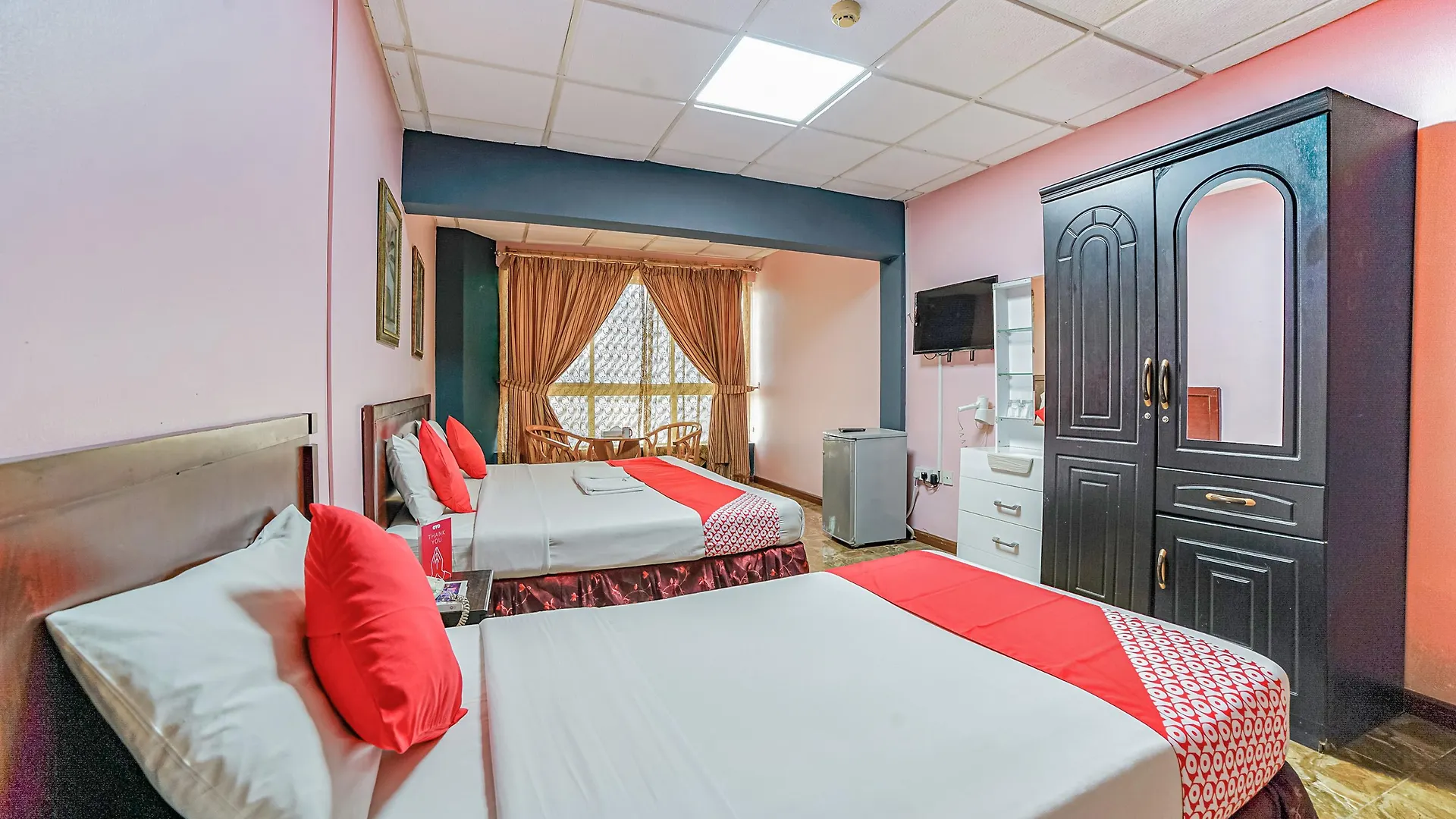 Dana Al Buhaira Beach Hotel Sharjah