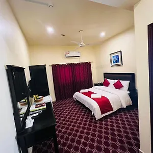 Dana Hotel-clock Tower Schardscha