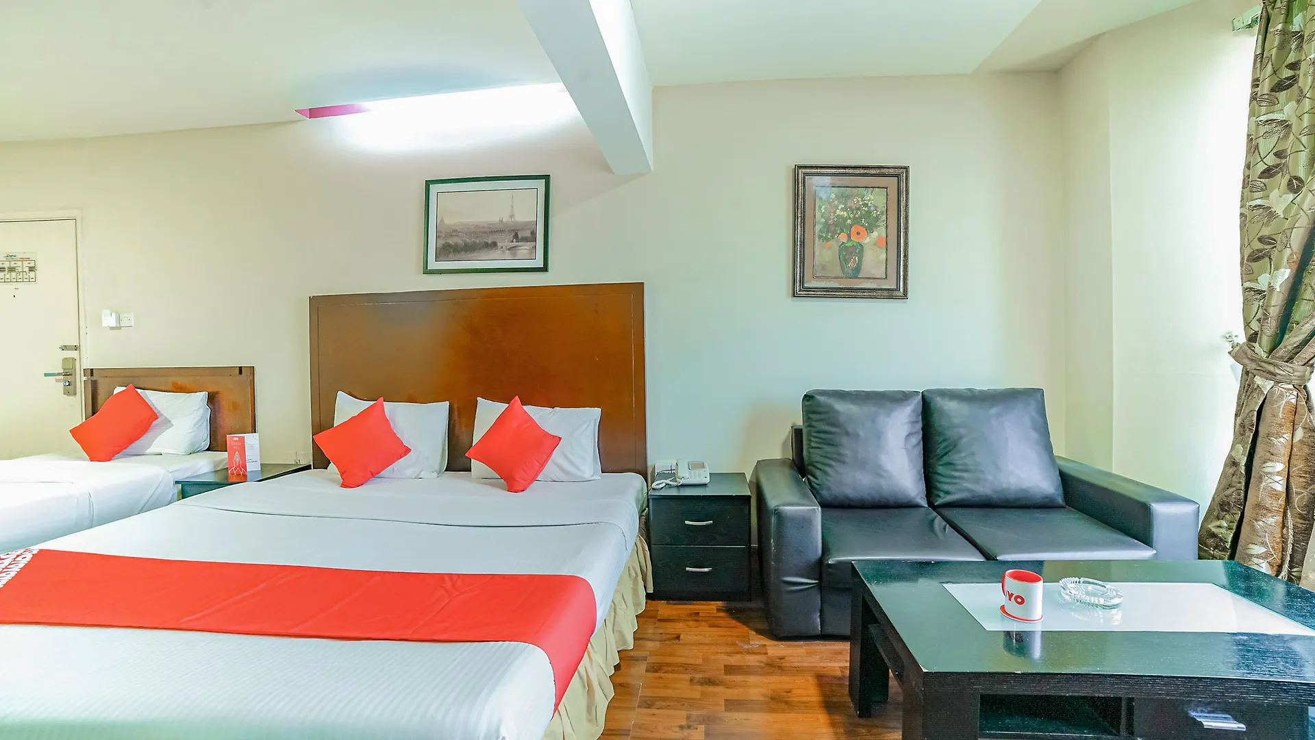 Dana Al Buhaira Beach Hotel Sharjah 0*,  United Arab Emirates