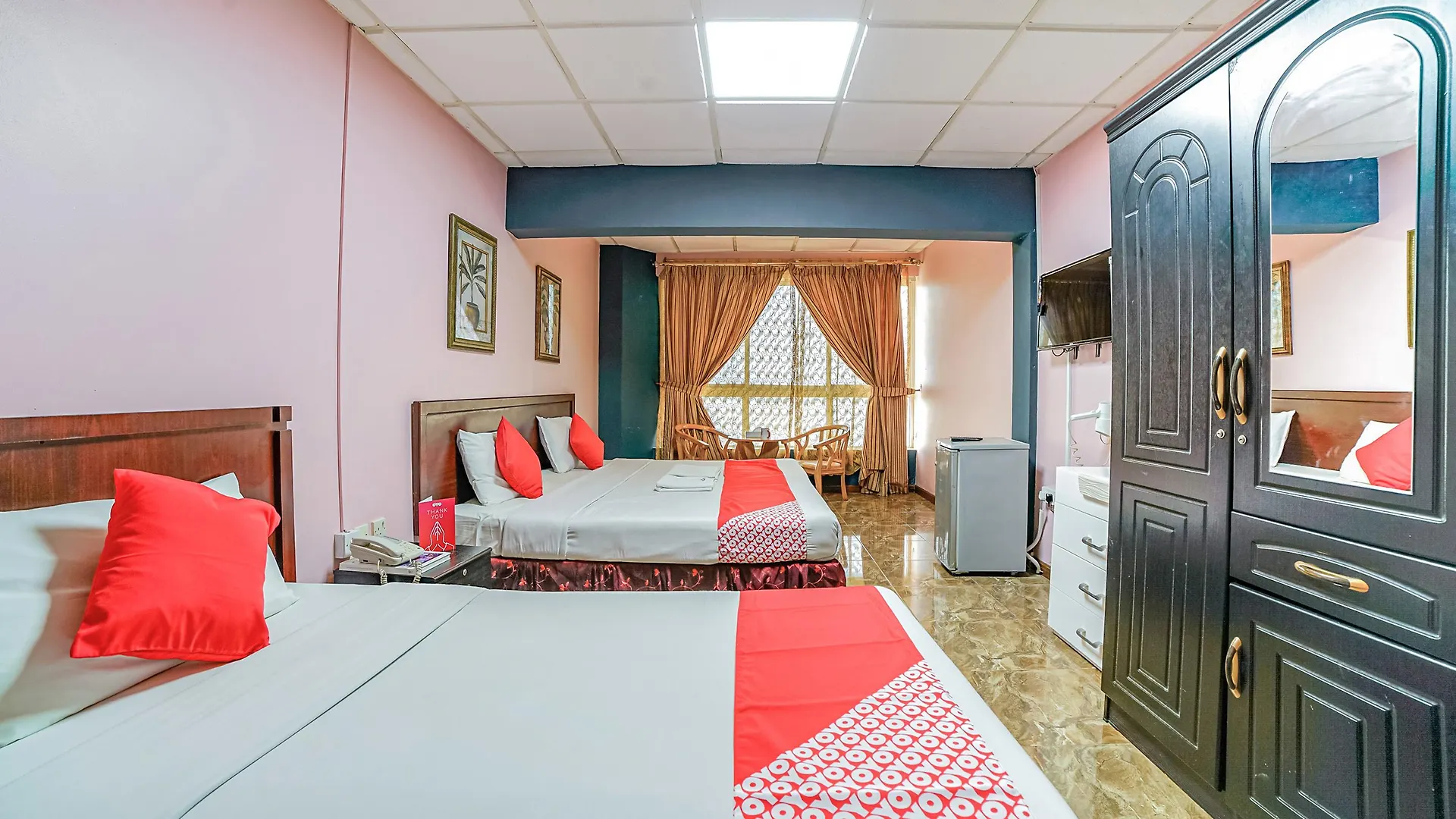 Dana Al Buhaira Beach Hotel Sharjah